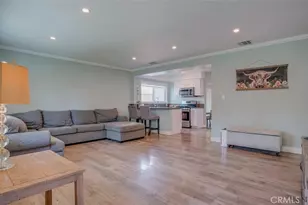 15370 Kadota, Sylmar, CA 91342 - Photo 5