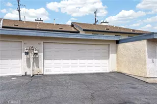 15230 Roxford St, Sylmar, CA 91342 - Photo 29