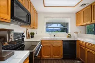 618 Warwick Ave, Thousand Oaks, CA 91360 - Photo 15