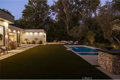 23338 Collins Street, Woodland Hills, CA 91367 - Photo 37