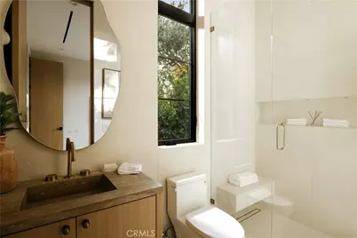 23338 Collins Street, Woodland Hills, CA 91367 - Photo 31