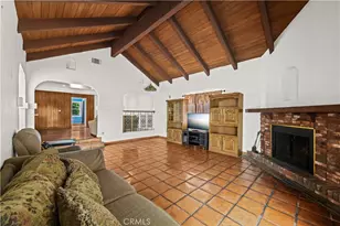 14515 Daubert, Mission Hills (San Fernando), CA 91345 - Photo 17