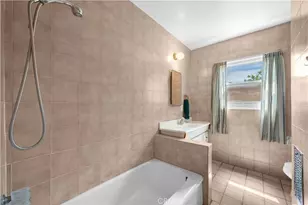 14515 Daubert, Mission Hills (San Fernando), CA 91345 - Photo 29