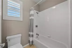 26882 Greenleaf Ct, Valencia, CA 91381 - Photo 23