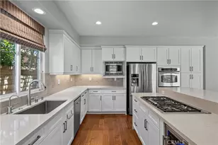 26882 Greenleaf Ct, Valencia, CA 91381 - Photo 3