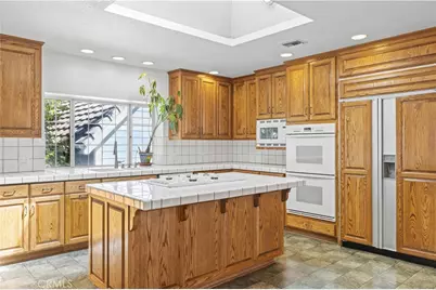 24123 Wildwood Canyon Road, Newhall, CA 91321 - Photo 11
