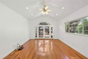 24123 Wildwood Canyon Rd, Newhall, CA 91321 - Photo 17