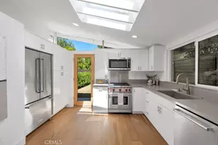 4824 Peonia, Woodland Hills, CA 91364 - Photo 23