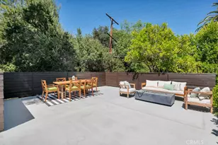 4824 Peonia, Woodland Hills, CA 91364 - Photo 21