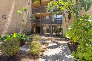 22100 Burbank, Woodland Hills, CA 91367 - Photo 27