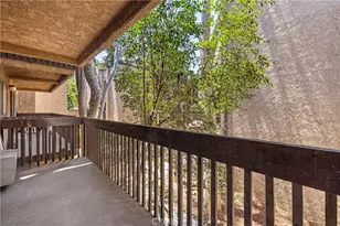 22100 Burbank, Woodland Hills, CA 91367 - Photo 15