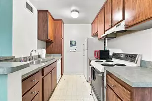 23515 Lyons Ave, Valencia, CA 91355 - Photo 7