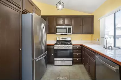 22729 Copper Hill Drive #11, Saugus, CA 91390 - Photo 9