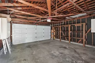 22427 Vanowen, West Hills, CA 91307 - Photo 45