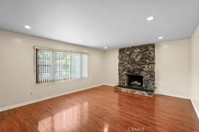 22427 Vanowen, West Hills, CA 91307 - Photo 9