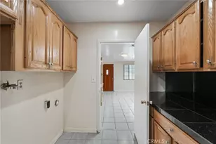 22427 Vanowen, West Hills, CA 91307 - Photo 19