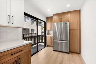 5711 Owensmouth, Woodland Hills, CA 91367 - Photo 13