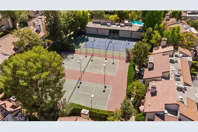 5711 Owensmouth #125, Woodland Hills, CA 91367 - Photo 35