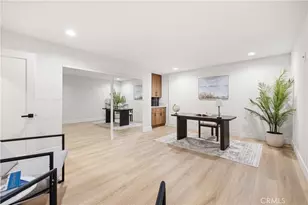 5711 Owensmouth, Woodland Hills, CA 91367 - Photo 7