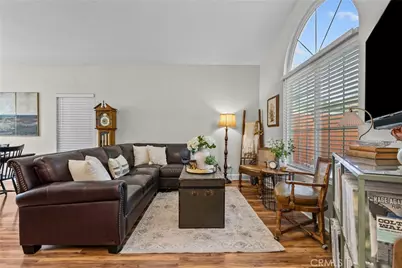 24510 Apple St., Newhall, CA 91321 - Photo 3