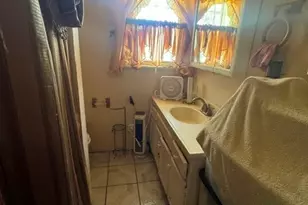 1336 W 46th St, Los Angeles, CA 90037 - Photo 9