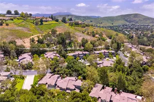 4742 Club View, Westlake Village, CA 91362 - Photo 35