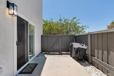 11311 Tampa Avenue #32, Porter Ranch, CA 91326 - Photo 33