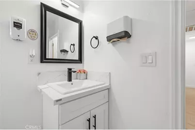 10353 Rincon Avenue, Pacoima, CA 91331 - Photo 21