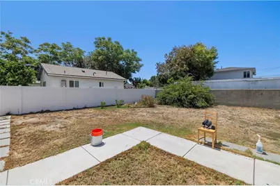 10353 Rincon Avenue, Pacoima, CA 91331 - Photo 35