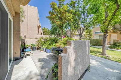 25703 Holiday Circle #A, Stevenson Ranch, CA 91381 - Photo 3
