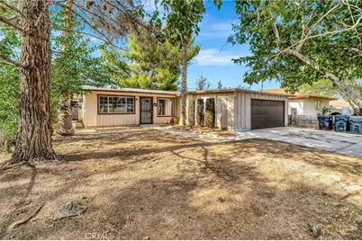 1033 W Holguin, Lancaster, CA 93534 - Photo 3