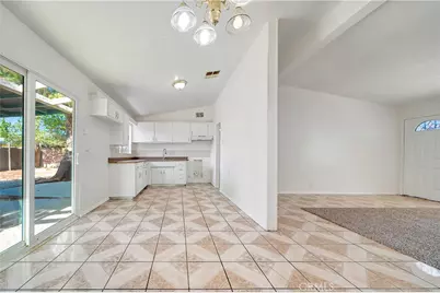 1033 W Holguin, Lancaster, CA 93534 - Photo 11