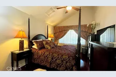 25845 Espinoza Drive, Valencia, CA 91355 - Photo 19
