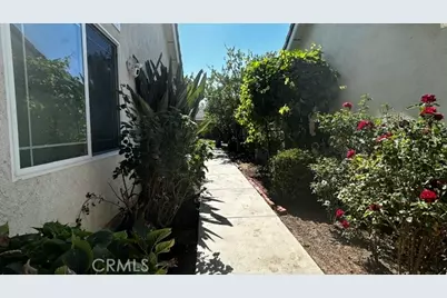 25845 Espinoza Drive, Valencia, CA 91355 - Photo 35