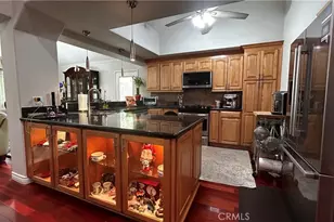 25845 Espinoza Dr, Valencia, CA 91355 - Photo 11