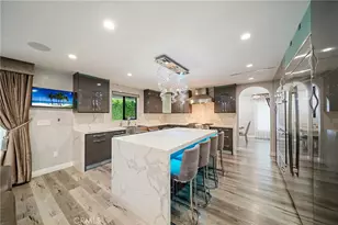 18016 Raymer St, Northridge, CA 91325 - Photo 17