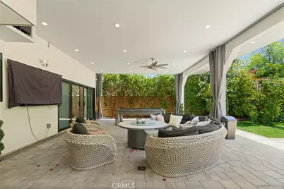 18016 Raymer Street, Northridge, CA 91325 - Photo 25