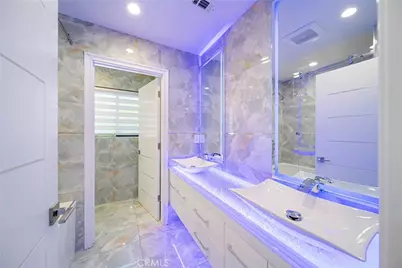 18016 Raymer Street, Northridge, CA 91325 - Photo 35