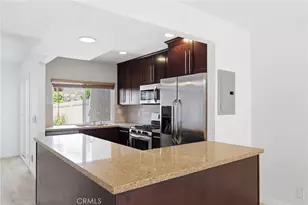 54 Oval Rd, Irvine, CA 92604 - Photo 5