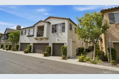 28403 Casselman, Saugus, CA 91350 - Photo 1