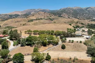 12100 Browns Canyon Rd, Chatsworth, CA 91311 - Photo 17