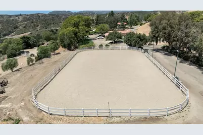 12100 Browns Canyon Road, Chatsworth, CA 91311 - Photo 27