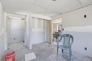 6564 Kelvin Ave, Los Angeles, CA 91306 - Photo 29