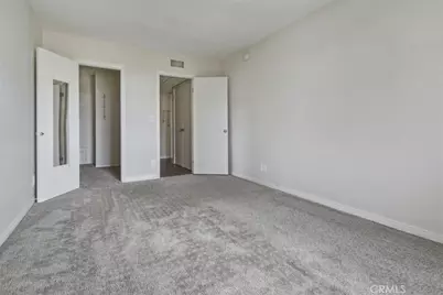 12830 Burbank #305, Valley Village, CA 91607 - Photo 13