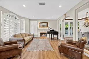 24611 Brittany, Newhall, CA 91321 - Photo 7
