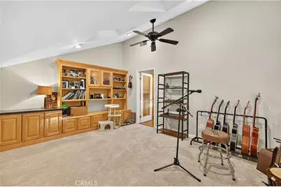 24611 Brittany Lane, Newhall, CA 91321 - Photo 45