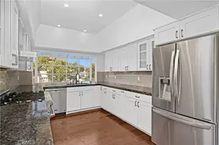 23900 Berdon St, Woodland Hills, CA 91367 - Photo 5