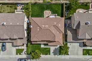 24036 Via Vista, Valencia, CA 91354 - Photo 3