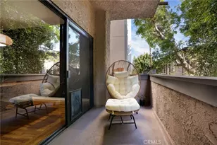 2307 Fox Hills, Los Angeles, CA 90064 - Photo 11