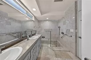 4930 Biloxi, Toluca Lake, CA 91601 - Photo 39